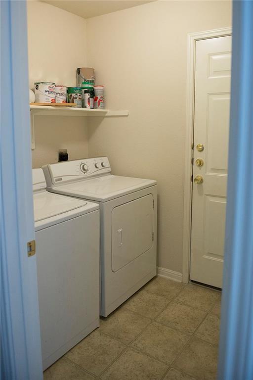 Building Photo - 100 Lightfoot Ct