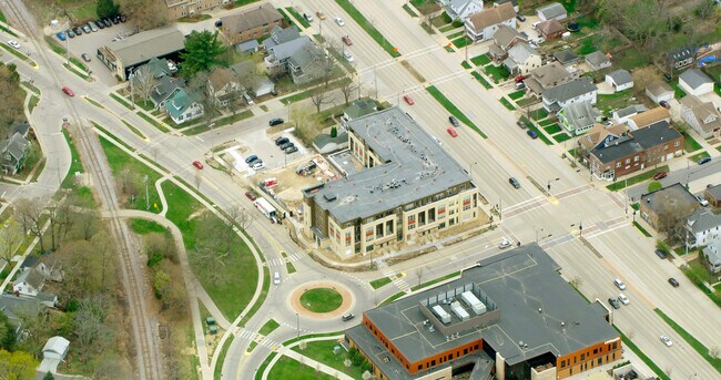 Building Photo - The Andre Apartments