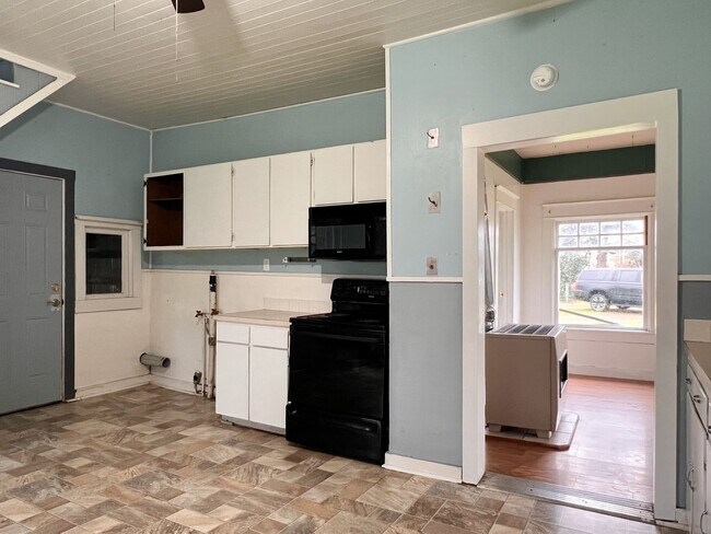 Building Photo - 1BD/1BA HOME IN LEBANON