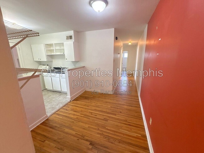 Building Photo - 1304 Snowden Ave