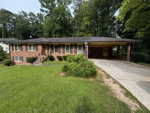 Building Photo - 412 Fielding Ln SW