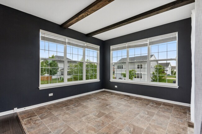 Building Photo - 12811 Conifer St