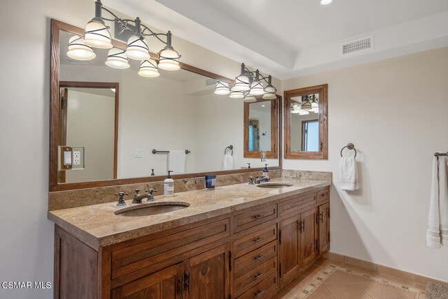 Building Photo - 11316 Barranca Rd