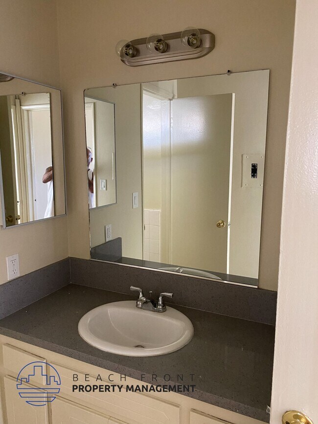 Floorplan - 4061 W. 138th St.