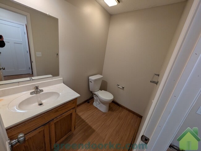 Building Photo - 514 Kenneth Ln