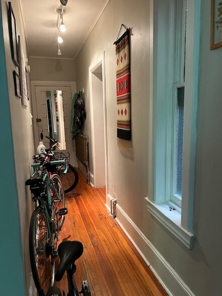 Building Photo - 544 Madison Ave