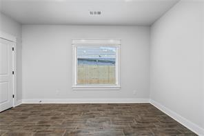 Building Photo - 146 N Banner Ave