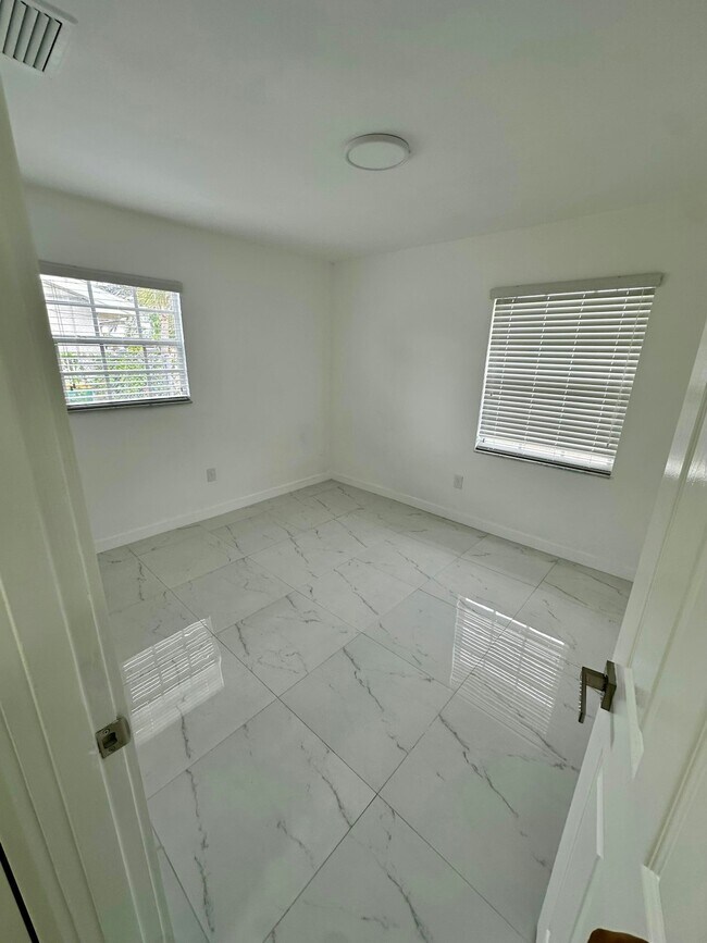 Building Photo - 20308 Gentry Ave