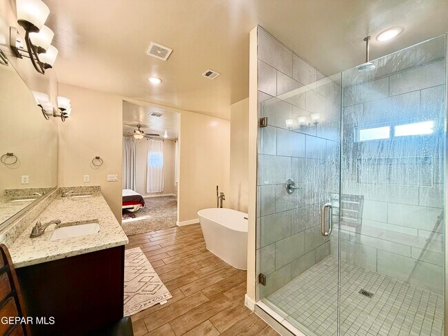 Building Photo - 13873 Sky Harbor Ave