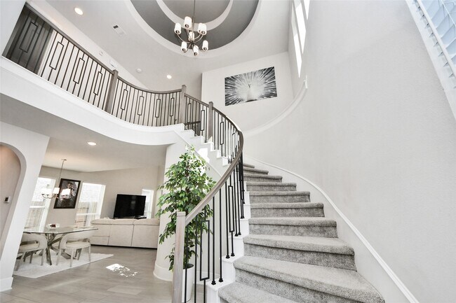 Building Photo - 7030 House Wren Ct