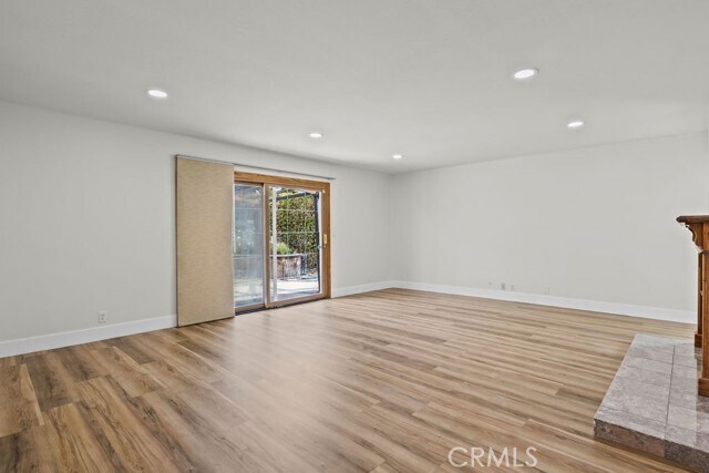 Building Photo - 5952 Par Cir
