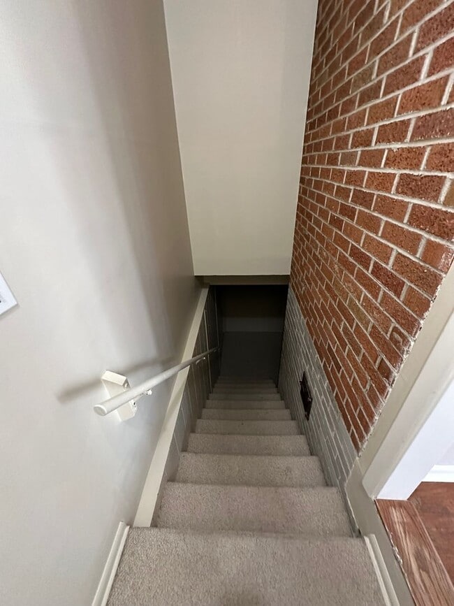 Building Photo - South Hill 3-Bedroom, 2-Bath Rancher with Finished Basement