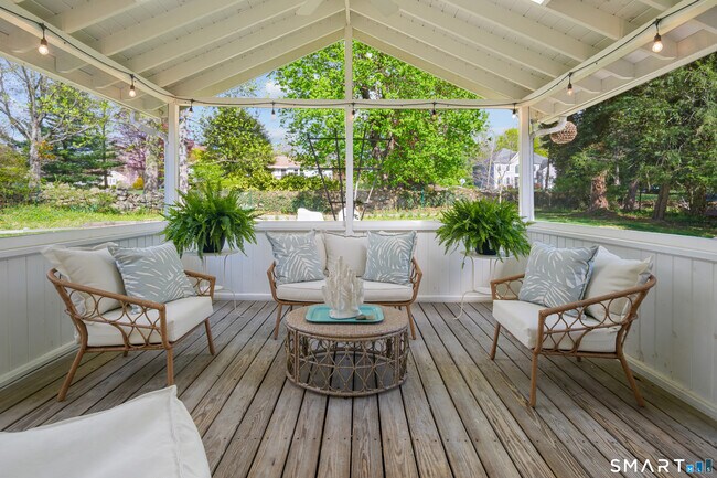 Building Photo - 206 Wolfpit Ave