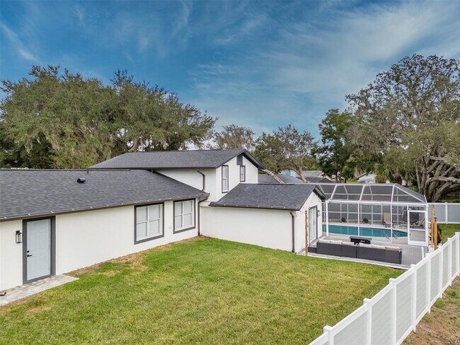 Building Photo - 23700 Lake Hills Dr