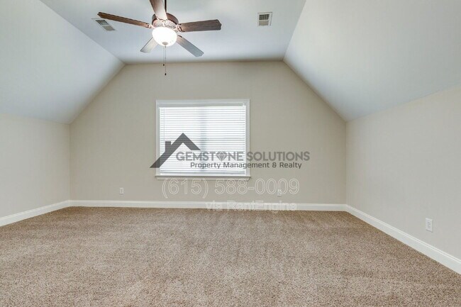 Building Photo - 1634 Earl Ct