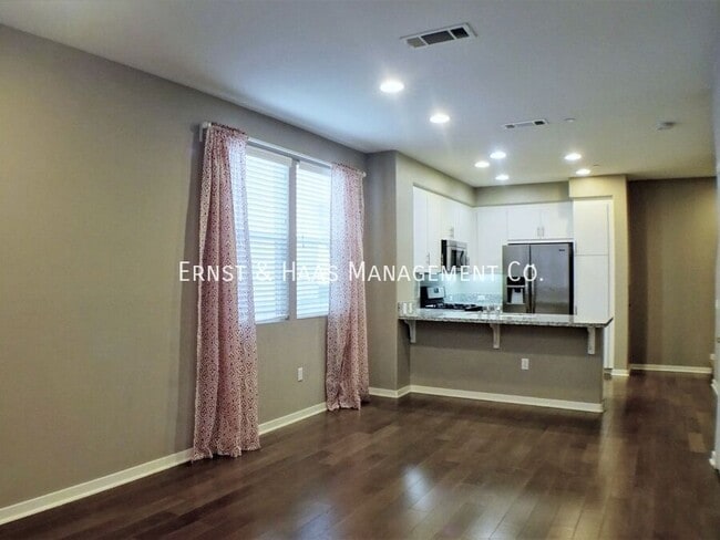 Building Photo - 16674 Bellflower Blvd