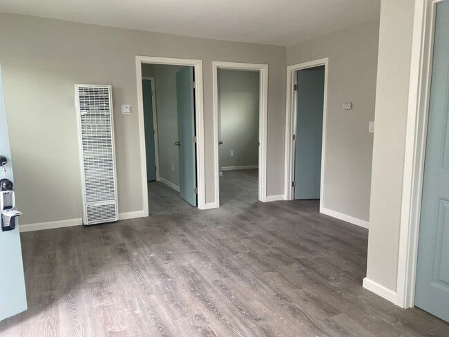 Building Photo - $500 Move-In Incentive - Move-In Today!