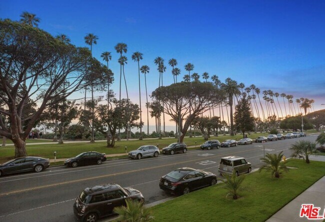 Building Photo - 515 Ocean Ave