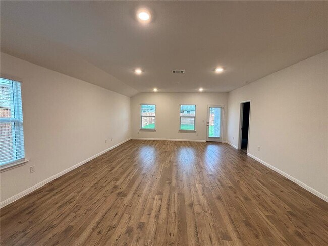 Building Photo - 1824 Marlin Spike Dr