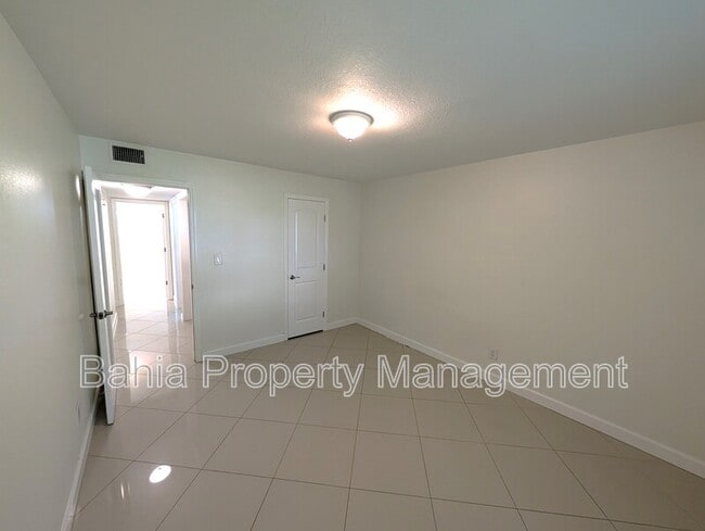 Building Photo - 7512 Dolonita Dr