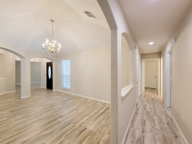 Building Photo - 22 Quince Tree Pl