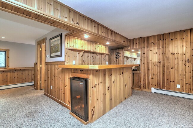 Building Photo - 138 Pinewood Trail
