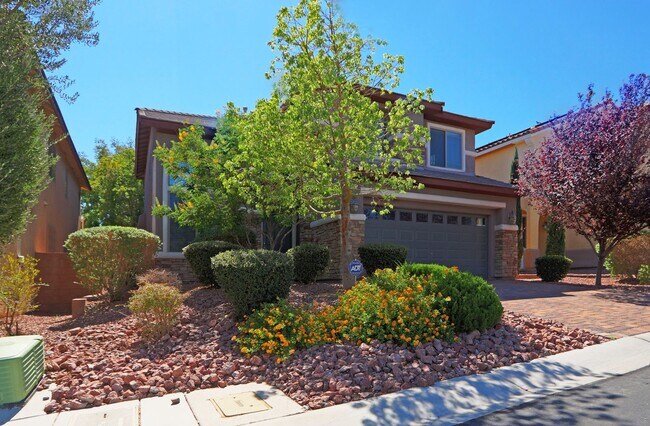 Primary Photo - Wonderful 4 Bedroom Home!