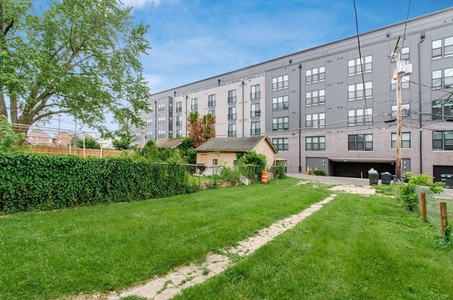 Building Photo - 49 Euclid Ave