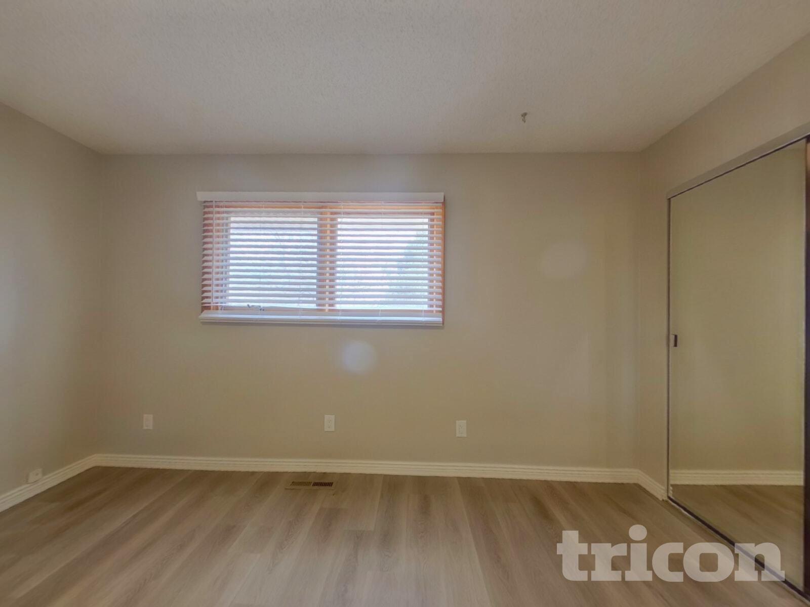 Building Photo - 7681 E Easter Pl