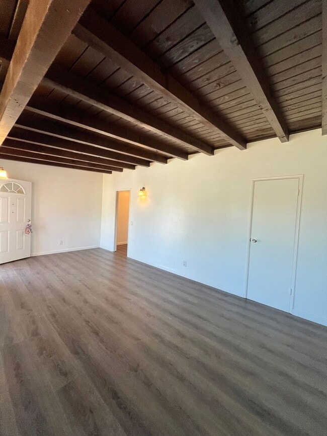 Building Photo - Westminster 3 bed 1.5 Bath Open House 7/11 11am-1pm