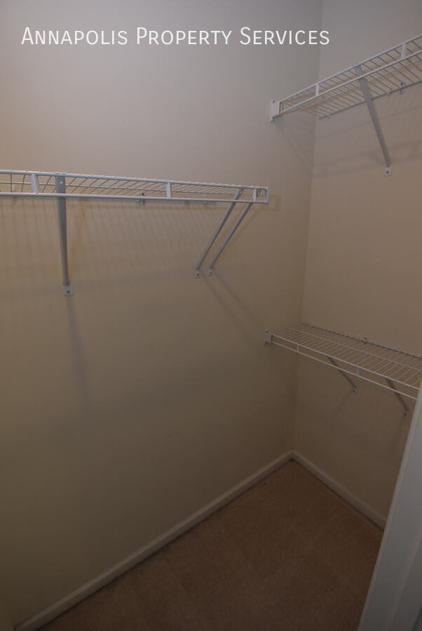 Building Photo - 2818 Etley Ct