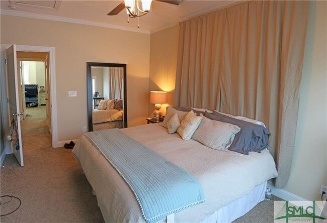 Building Photo - 213 Lakeview Dr