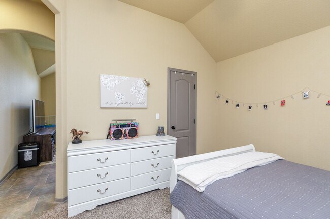 Building Photo - 7921 Pavo Real St