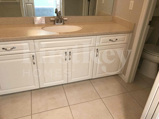 Building Photo - 18205 Apple Rd