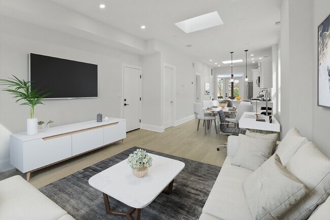 Building Photo - 1241 N Bosworth Ave