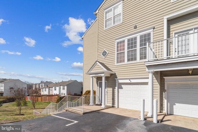 Building Photo - 6339 Eagle Ridge Ln
