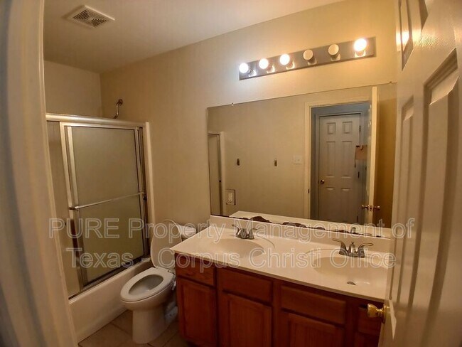 Building Photo - 7609 Cold Springs Dr