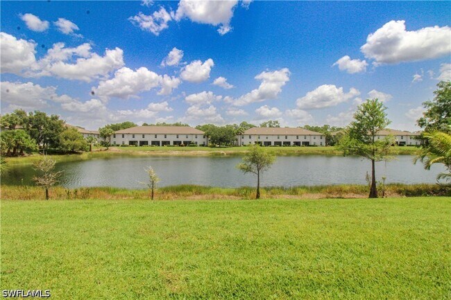 Building Photo - 9051 Gervais Cir