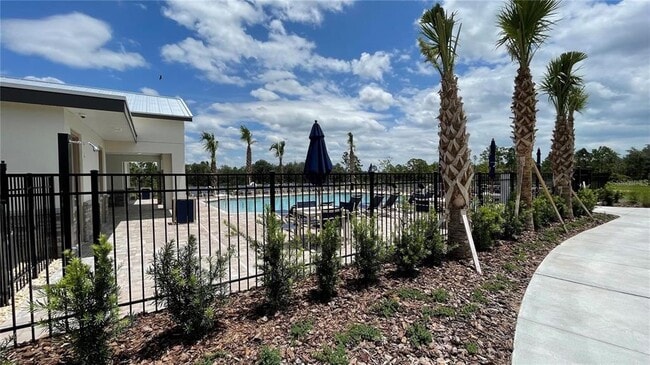 Building Photo - 398 Bogey Dr