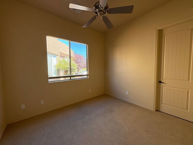 Building Photo - HOUSE - VILLAGE OF OAK CREEK - FIRECLIFF
