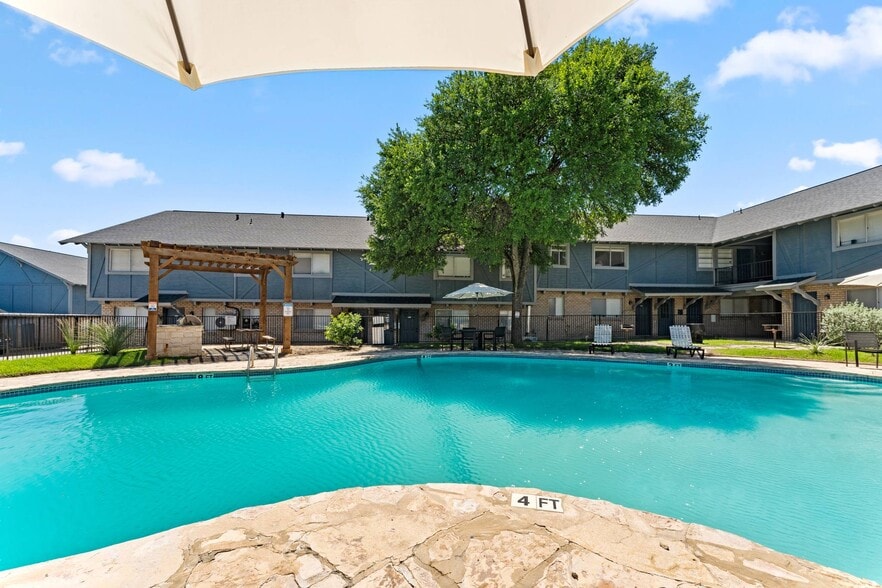 Primary Photo - Cottages at Terrell Hills