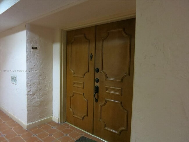 Building Photo - 1300 SW 122nd Ave