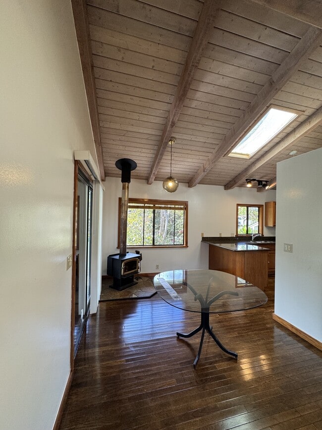 Building Photo - 3655 Brewer Rd