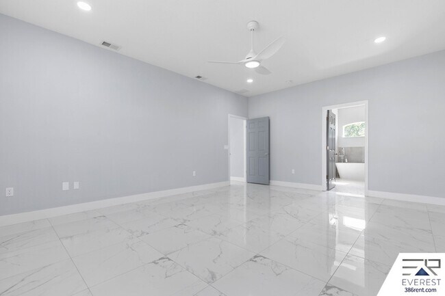 Building Photo - 45 Bruning Ln