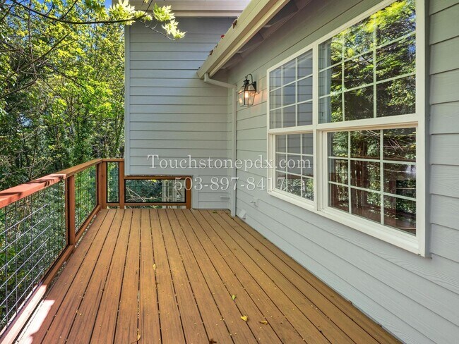 Building Photo - 6254 SW Burlingame Ave