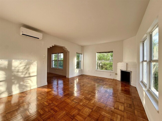 Building Photo - 4035 Meridian Ave