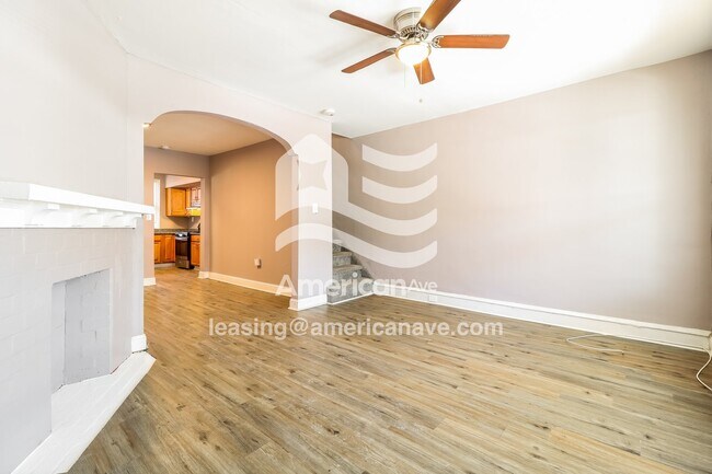 Building Photo - 4935 N Franklin St