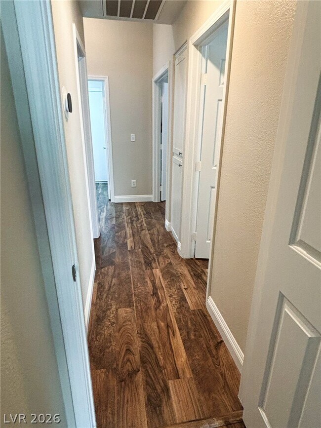 Building Photo - 7868 Fall Harvest Dr