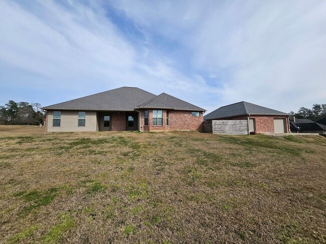 Building Photo - 149 J Bar Run Road