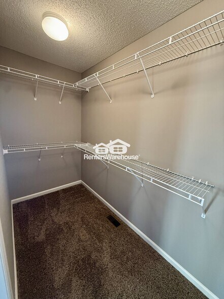 Building Photo - 7344 146th Ave NW